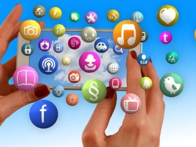 The 10 Best Free Blogging Platforms On Social Media