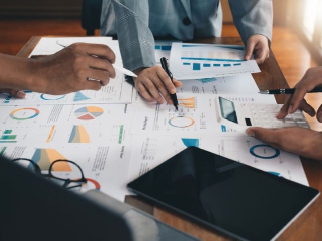 Business Strategy Consulting: Smart Plans For Success