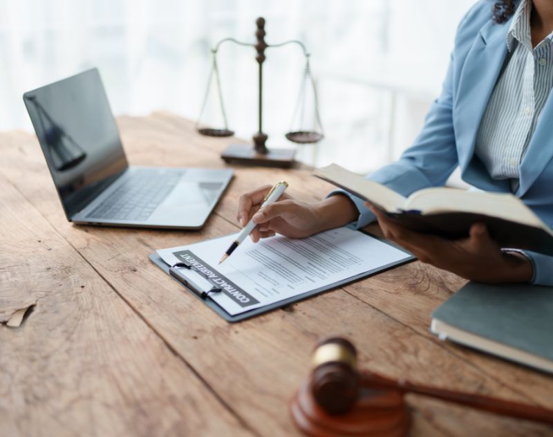 How Small Business Legal Services Protect Your Venture